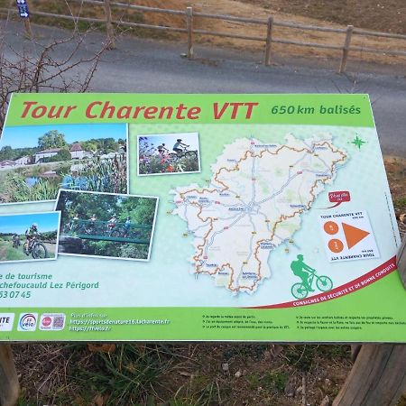 Montbron Maison De Campagne, Bulle De Verdure المظهر الخارجي الصورة